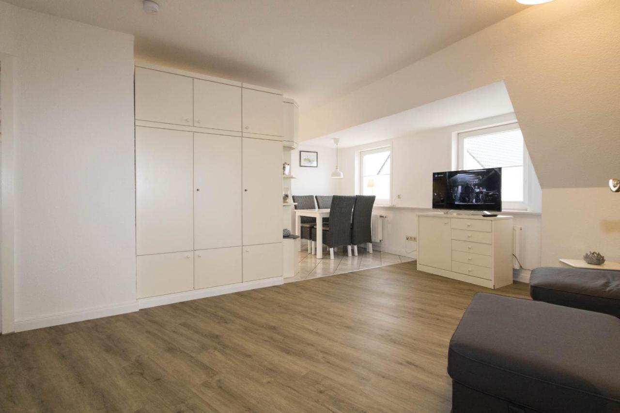 Hüs Auert Tharep, 2 Apartment
